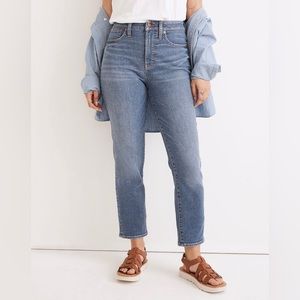 Madewell Curvy Perfect Vintage Jean in Finney Wash